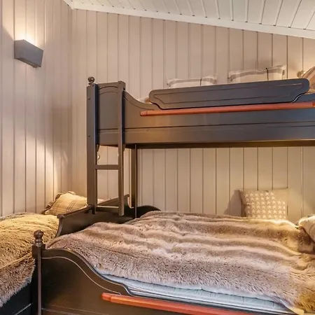 Koslig Med In Og Out Tatil Evi *