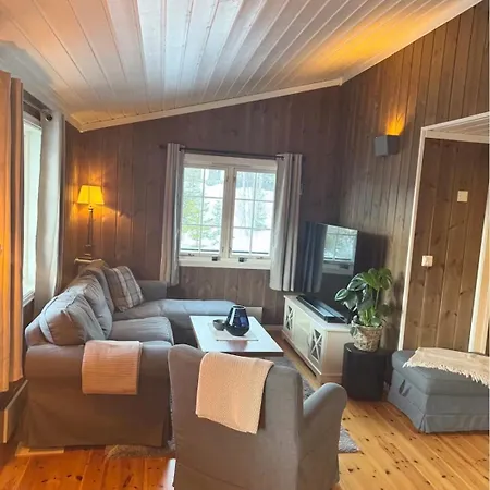 Koslig Med In Og Out Tatil Evi *